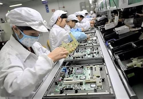 全球最大手機(jī)代工廠(chǎng)強(qiáng)勢(shì)擴(kuò)張 5G超大訂單加持，海外建廠(chǎng)與大數(shù)據(jù)服務(wù)并進(jìn)